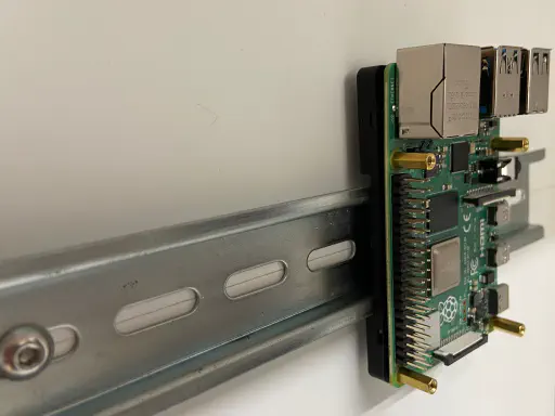 Raspberry Pi DIN Rail Adaptor Kit